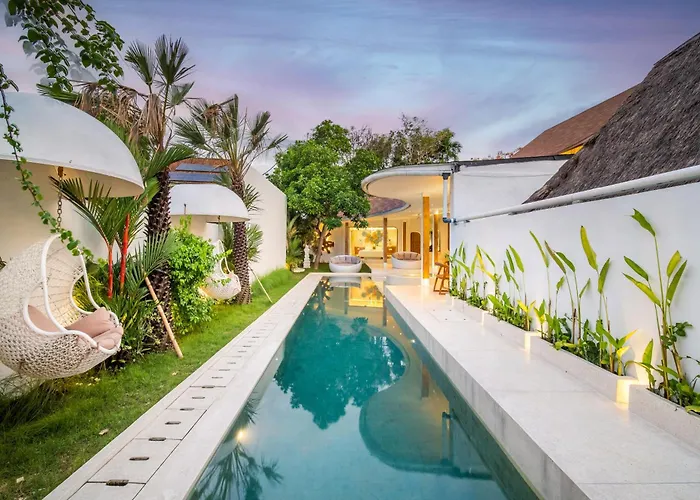 Villa Magic Mango, Spacious 5Br With Private Pool, Jacuzzi, And Projector Villa Canggu (Bali)