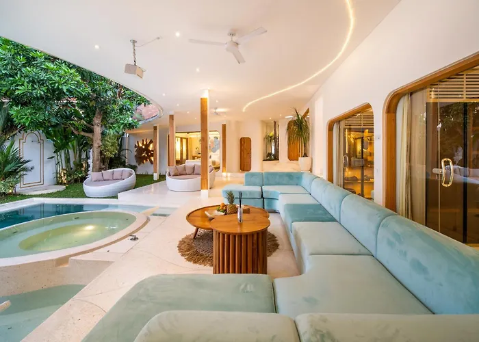 Villa Magic Mango, Spacious 5Br With Private Pool, Jacuzzi, And Projector Villa Canggu (Bali)